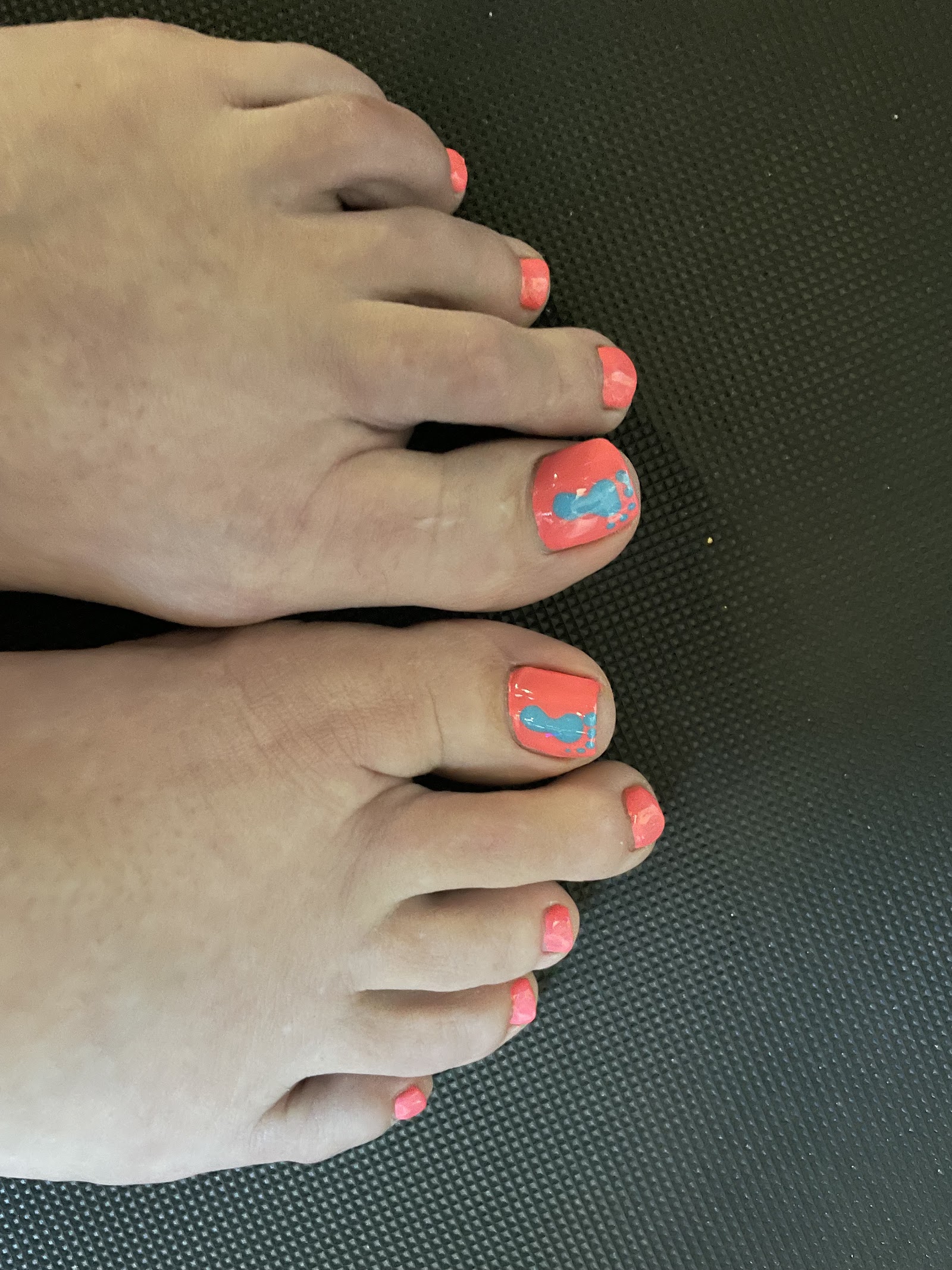 Luxury Nail Spa, LLC nail photo 3